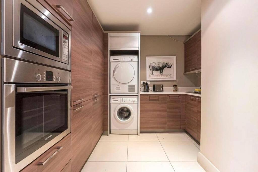 Luxury Villa In V&A Waterfront كيب تاون المظهر الخارجي الصورة